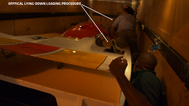 Illustration for article titled Here's What It Looks Like To Load A Porsche 962